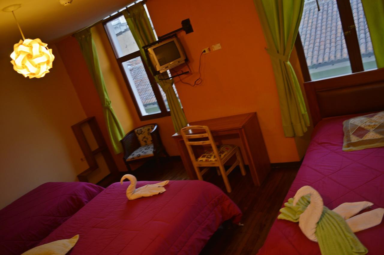 Hostal Quito Cultural Екстер'єр фото